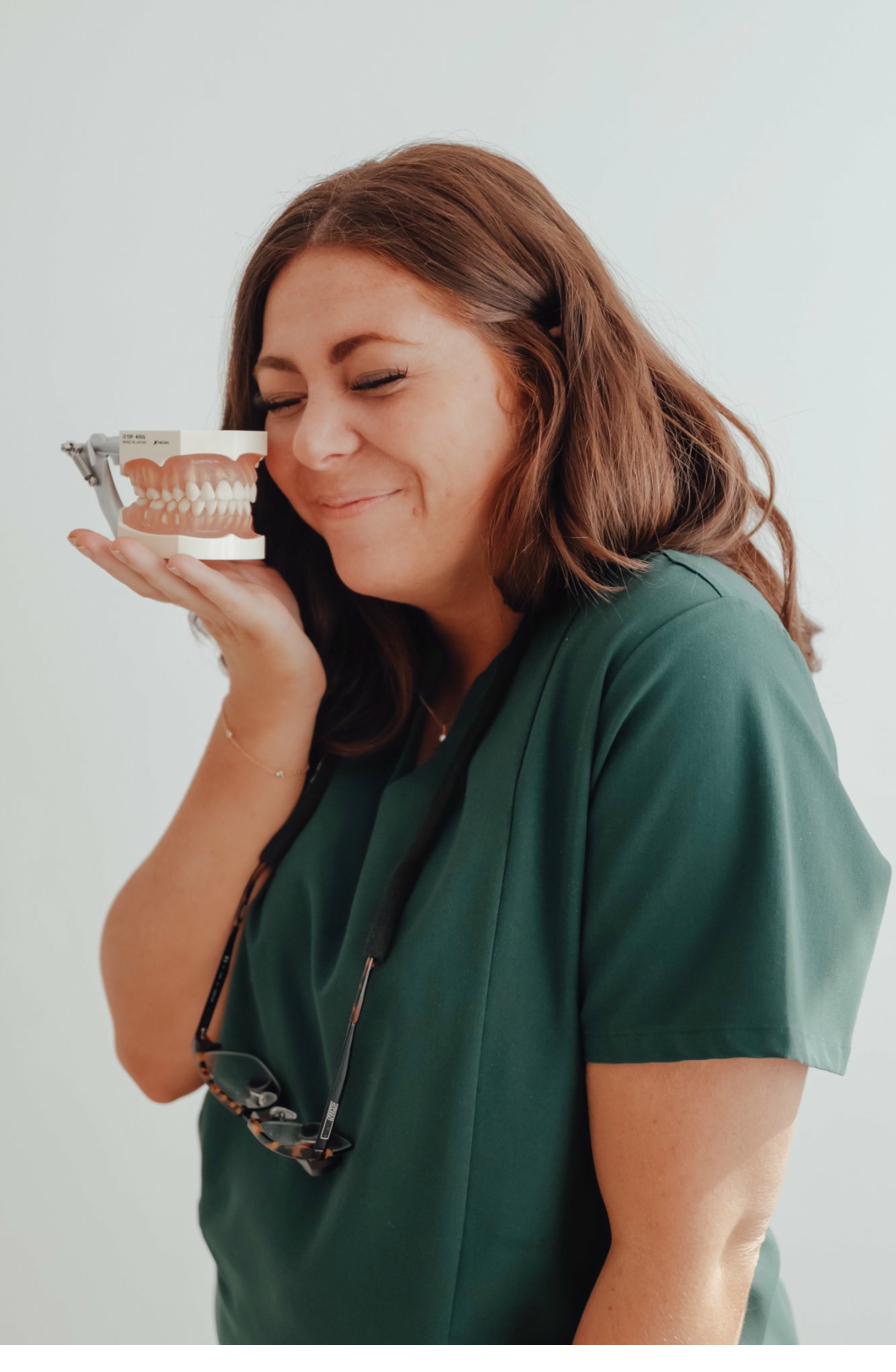 Mandy Walters RDH — headshot